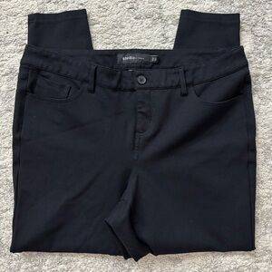 Torrid Studio Black Stretchy Jeggings Pants Woman Size 16R Skinny Casual